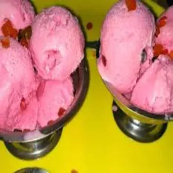 Strawberry Ice Cream