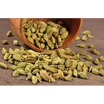 Natural Green Cardamom Trader