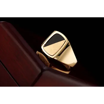 Onyx Ring